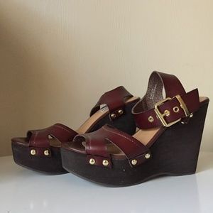 NWOT Steve Madden Wedges